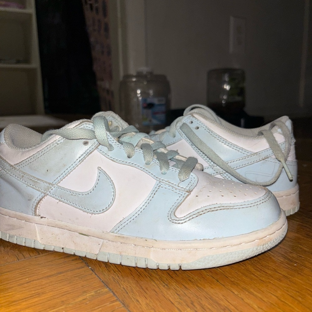 Nike White and Gray Dunks